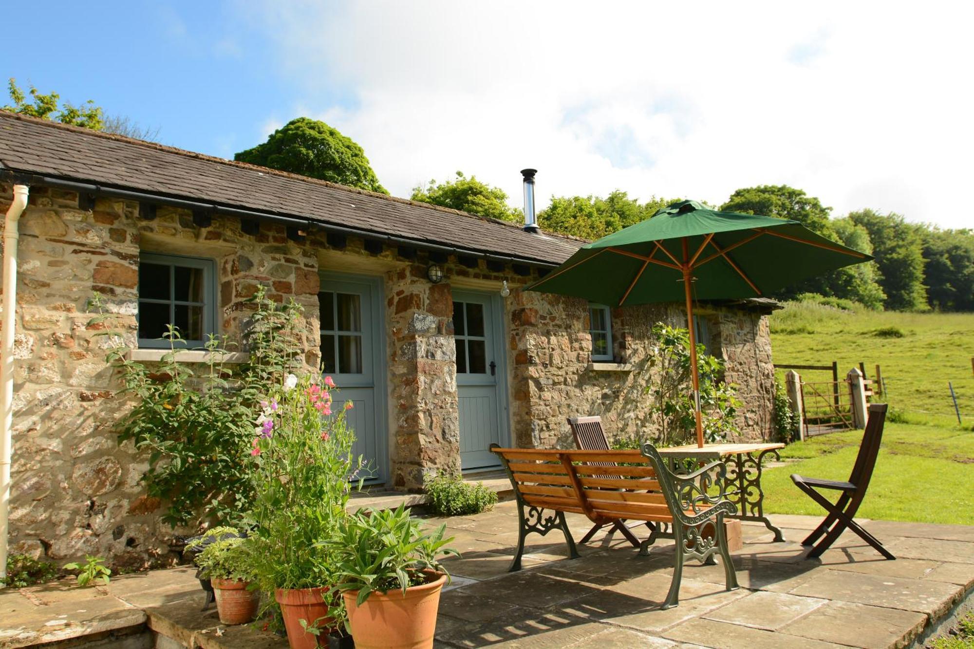 Dandelion Cottage, Amroth Exterior photo