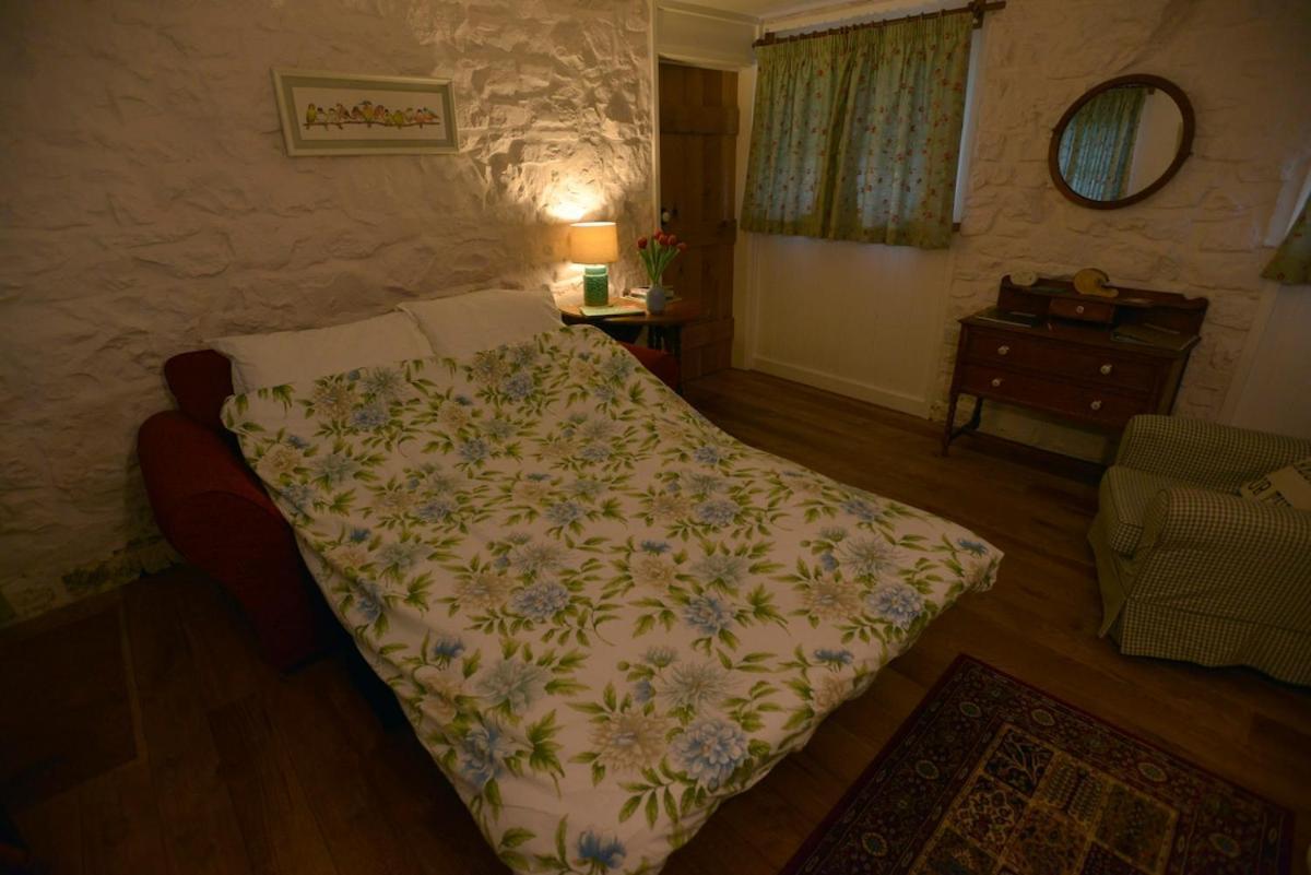 Dandelion Cottage, Amroth Exterior photo